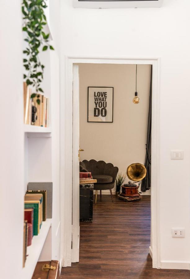 Appartamento Via Del Corso Рим Экстерьер фото